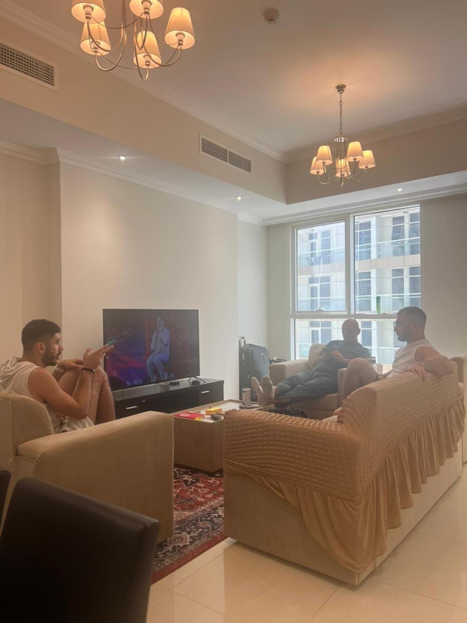 Downtown Holiday'S - 1 Min To Dubai Mall & Burj Khalifa 호스텔 외부 사진